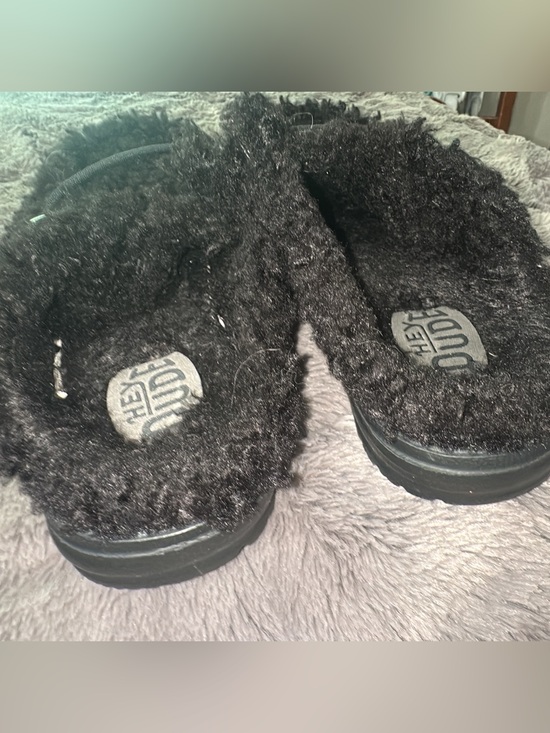 Hey Dude Shoes - HEYDUDE Wendy Slipper - Cozy Black. (Shoes26)